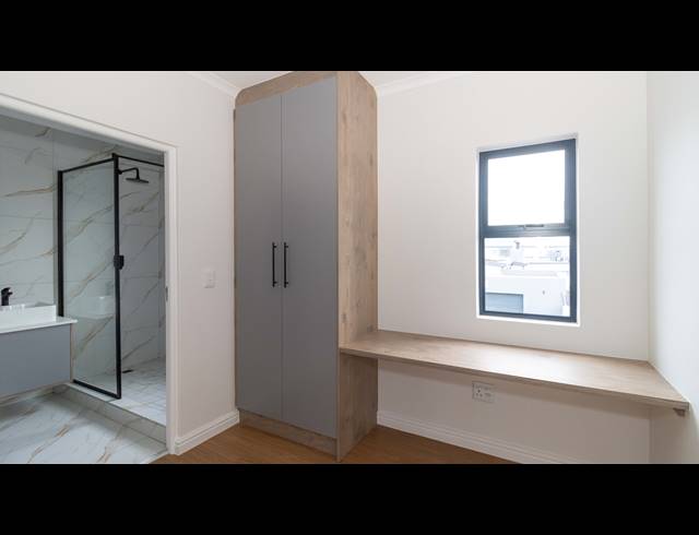 3 BEDROOM DUPLEX FOR SALE IN SANDOWN